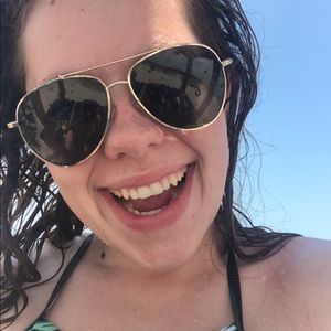 Meet your Posher, Trulynn